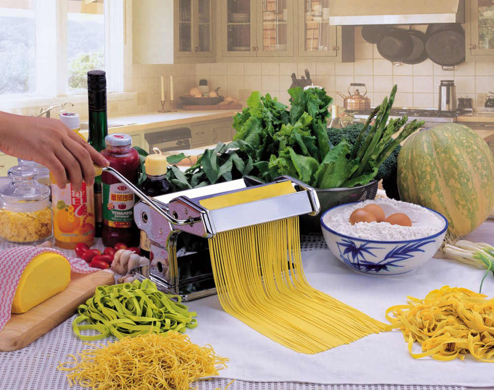 ЛАПШЕРЕЗКА РУЧНАЯ СО СЪЕМНОЙ НАСАДКОЙ PASTA DI CASA PCM-150